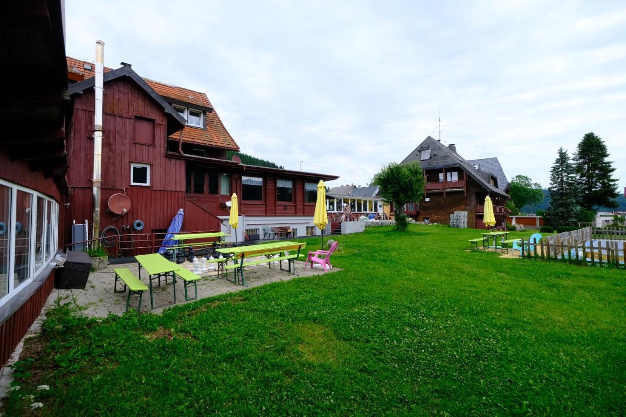 Hotel Sonnenmatte Titisee-Neustadt Exterior photo