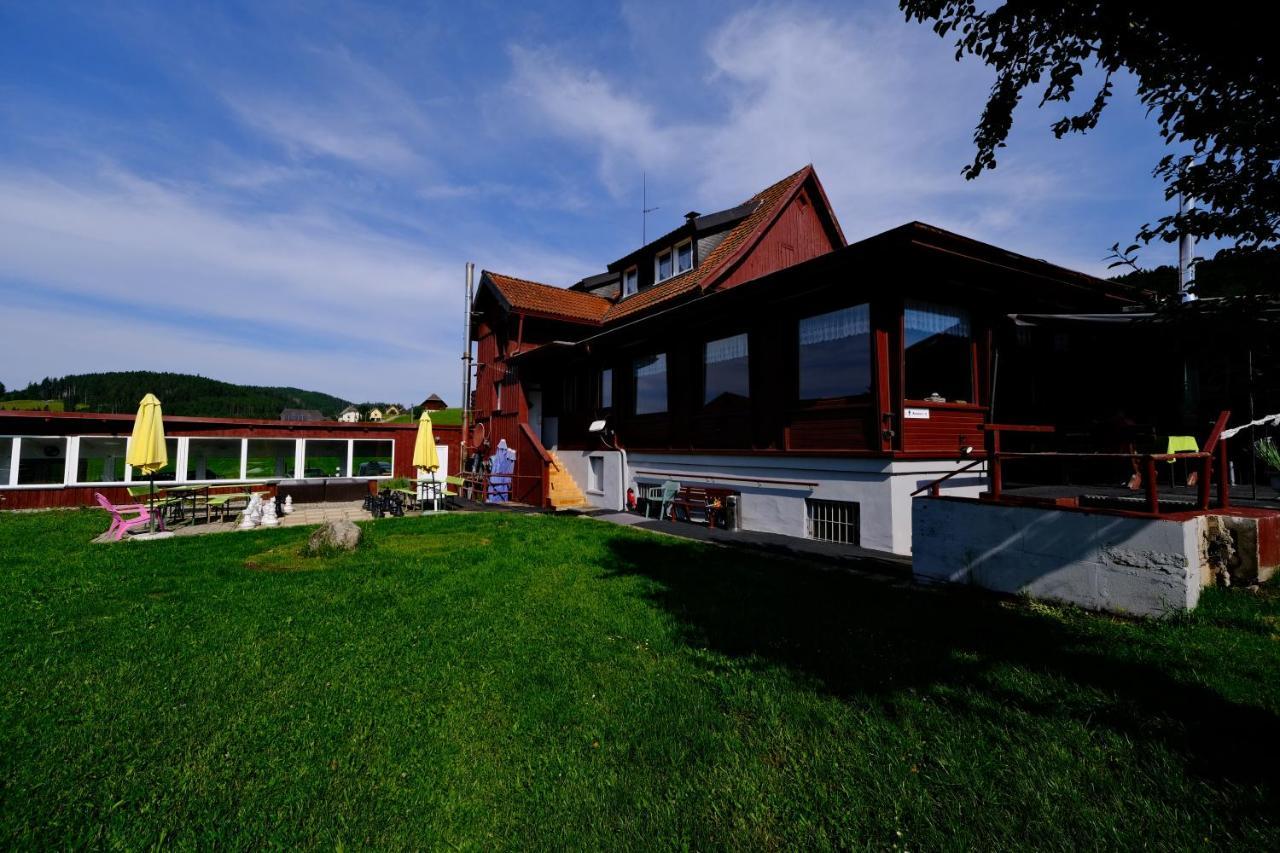 Hotel Sonnenmatte Titisee-Neustadt Exterior photo