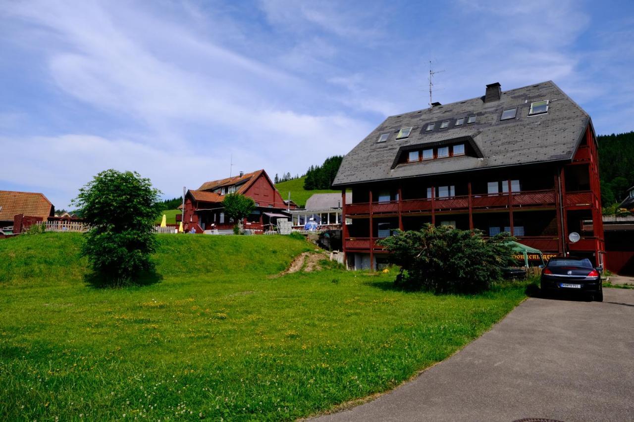 Hotel Sonnenmatte Titisee-Neustadt Exterior photo