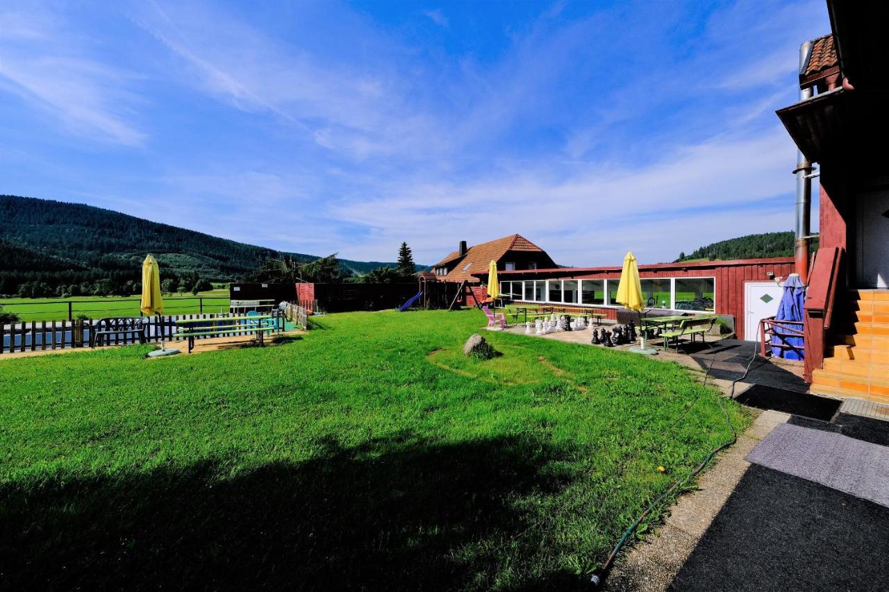 Hotel Sonnenmatte Titisee-Neustadt Exterior photo